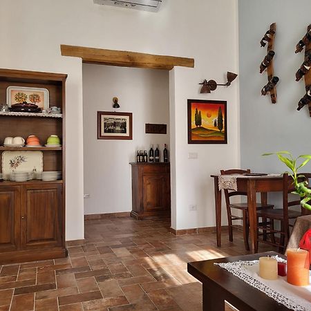 Il Rifugio Dell'Artista Bed & Breakfast Passignano sul Trasimeno Exterior foto