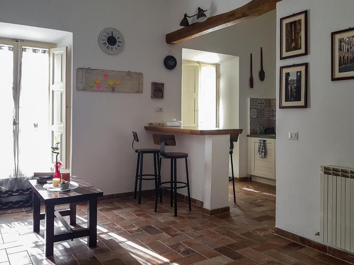 Il Rifugio Dell'Artista Bed & Breakfast Passignano sul Trasimeno Exterior foto